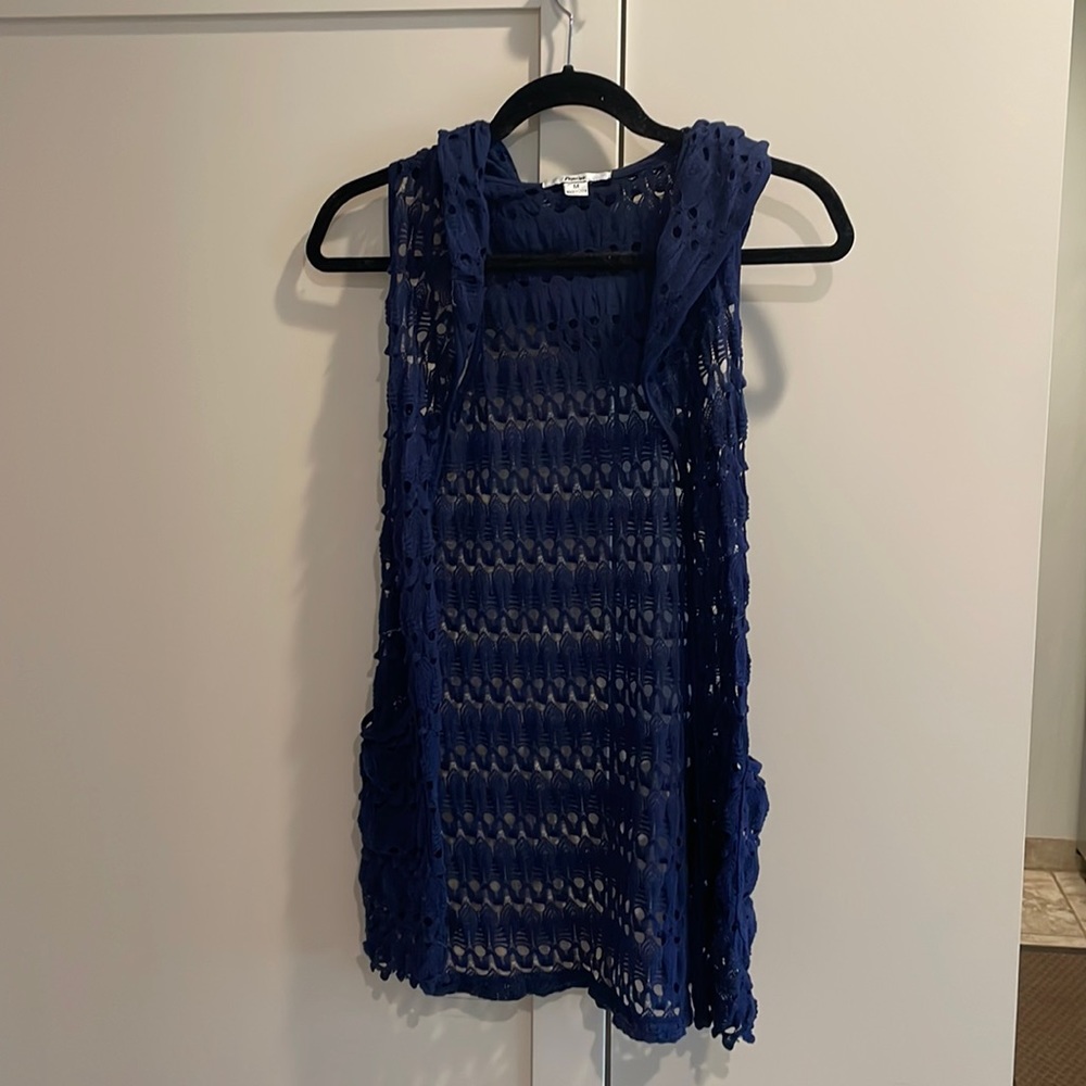 Sleeveless Hooded Vest